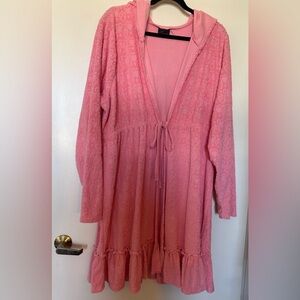Torrid Coral Pink Heart Print Hooded Front Tie Robe/Bathing Suit Cover Up